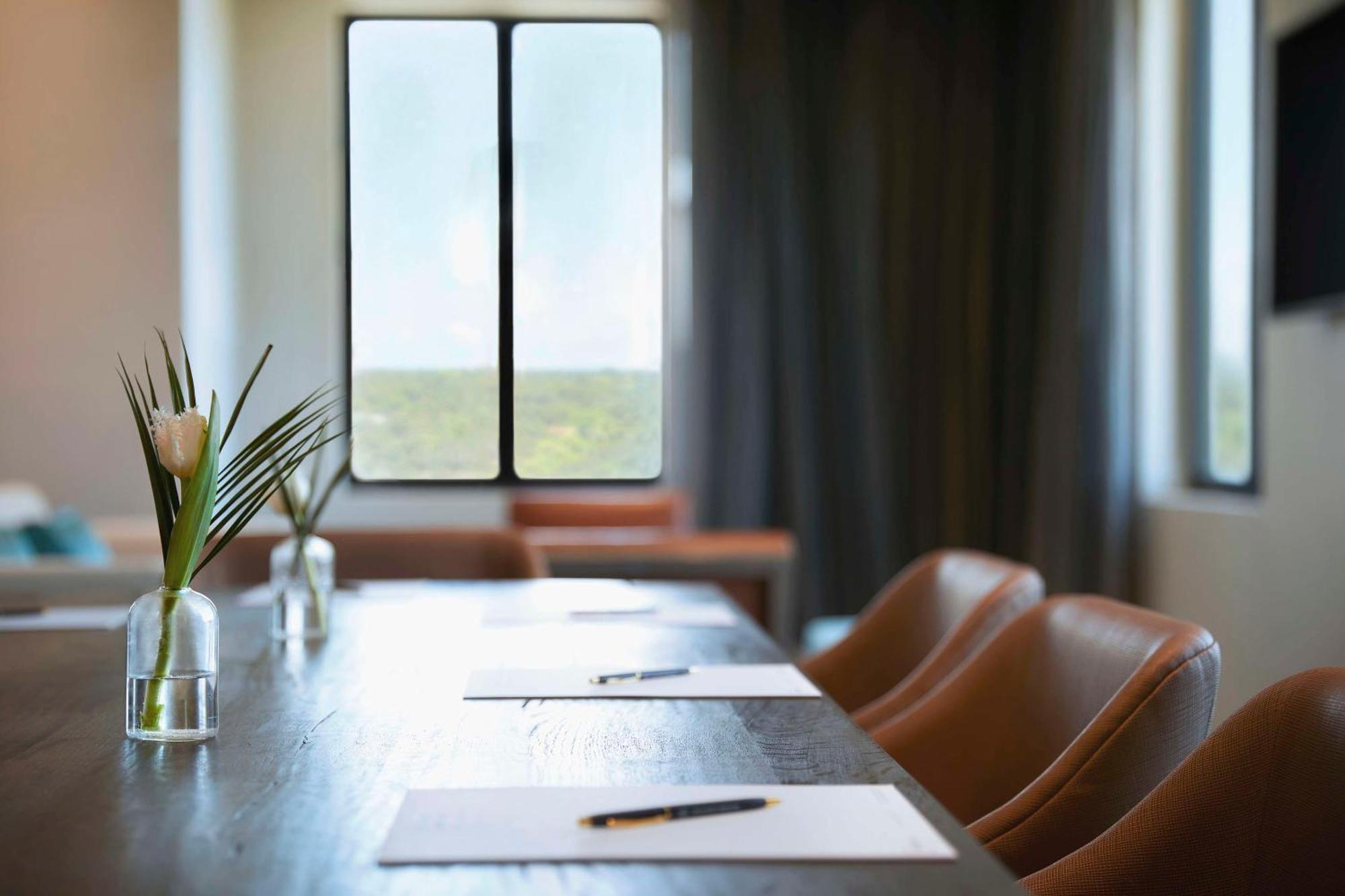 Thesis Hotel Miami Coral Gables, Curio Collection By Hilton Extérieur photo