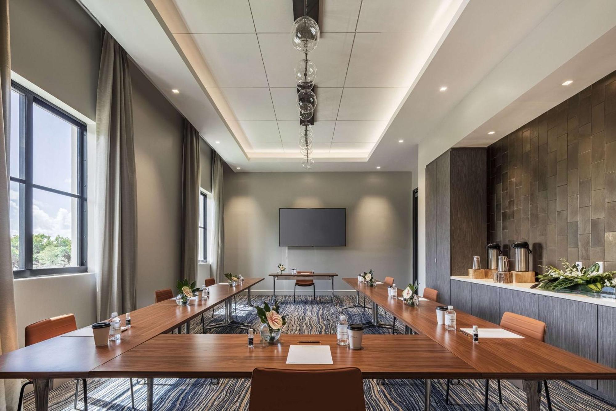 Thesis Hotel Miami Coral Gables, Curio Collection By Hilton Extérieur photo