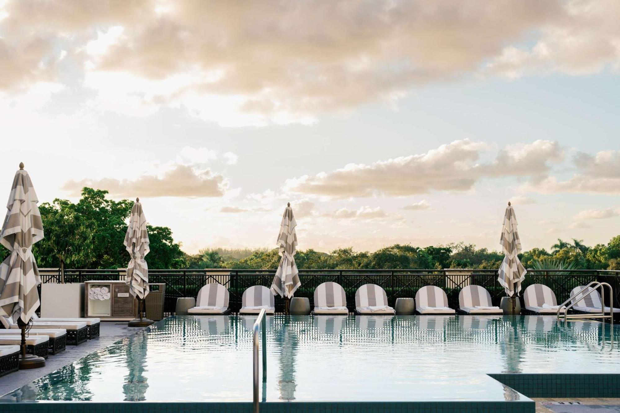 Thesis Hotel Miami Coral Gables, Curio Collection By Hilton Extérieur photo